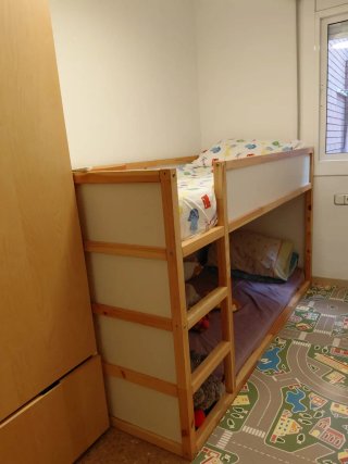 Dormitorio Ikea: Cama y Armario