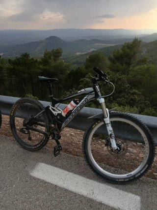 Bicicleta MTB Mondraker