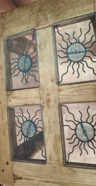 Mesa de salón de madera tropical