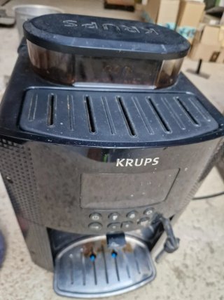 2 cafeteres KRUPS EA81 per reparar / recanvis