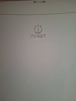 Frigorífico Indesit Muy conservado conservado
