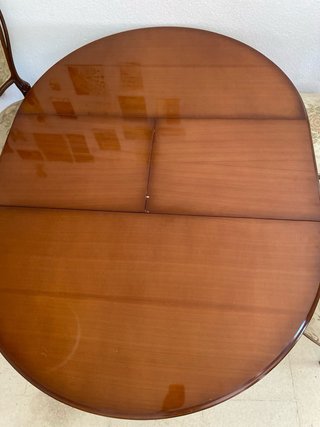 Mesa redonda madera con 4 sillas extendible