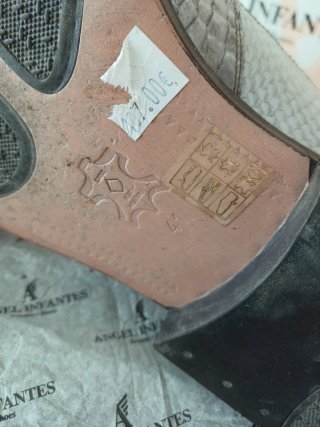 Zapatos Angel Infantes Colección Piel Serpiente