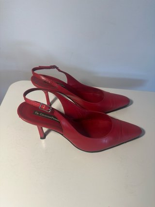 Zapatos de salón piel rojos destalonados