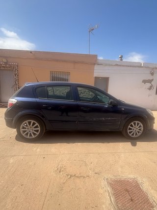 Opel Astra 2007