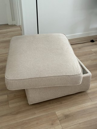 Reposapiés KIVIK Ikea con almacenaje