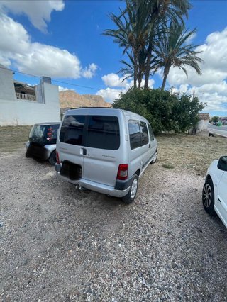 Peugeot Partner Gris/Plata