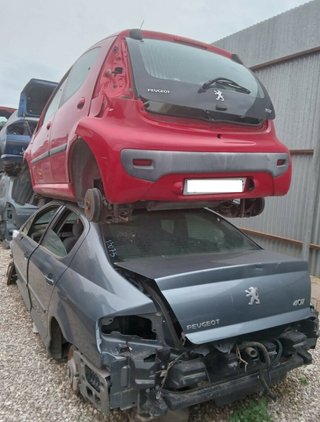 483927 asientos traseros peugeot 107 basico
