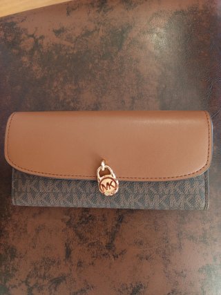 Portafoglio Michael Kors marrone con logo MK