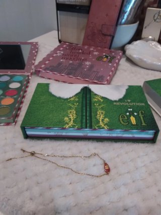 Colección Paletas de Sombras Elf + Regalo