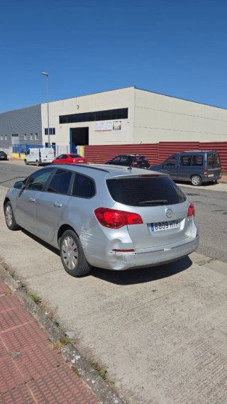 Opel Astra 2013