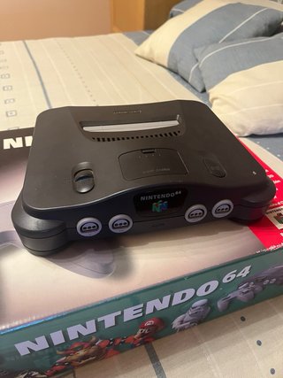 Nintendo 64 + Super Mario 64