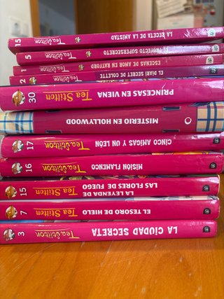 Lote de 10 libros de Tea Stillton Todos 20€ total.