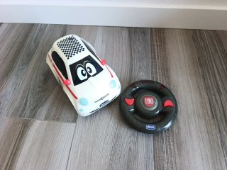Coche teledirigido Chicco Fiat