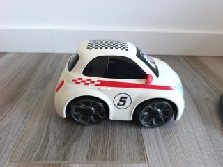 Coche teledirigido Chicco Fiat