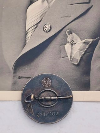 Militaria Pin Waffen SS  Insígnia NSDAP 3 fotos
