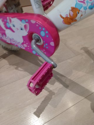 Bicicleta niña/o con ruedines