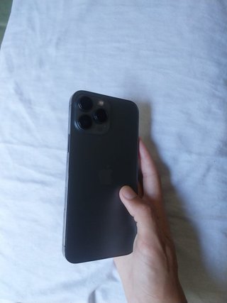iPhone 13 Pro Max • 100% batería + funda