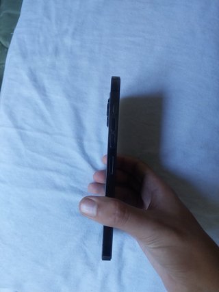 iPhone 13 Pro Max • 100% batería + funda