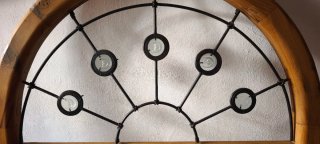 Cabecero de madera tropical con detalles