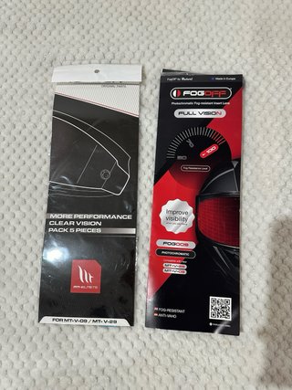Casco MT HELMETS KRE+ Full Carbon