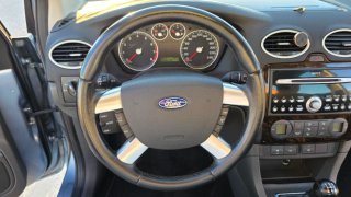Ford Focus 2.0 Ghia 16V 2005