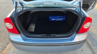 Ford Focus 2.0 Ghia 16V 2005