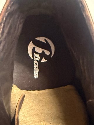 Botines de cuero marrones con cordones