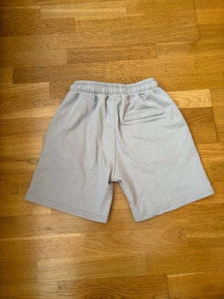 Syna World Shorts Talla S Gris Rosa