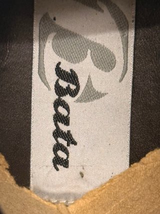 Botines Bata Negros con Cordones