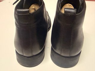 Botines Bata Negros con Cordones
