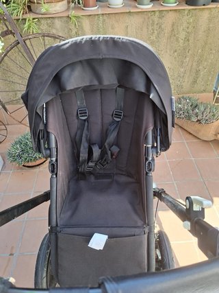 Cochecito de bebé negro