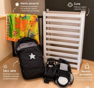 Cuna y accesorios para bebé