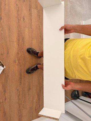 Baldas de pared blancas