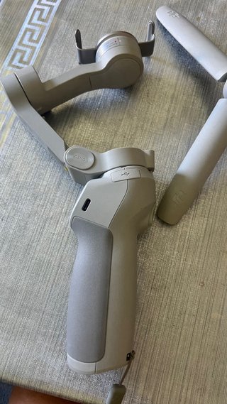 Estabilizador DJI Gimbal Móvil osmo 4