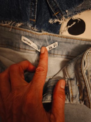 Pantalones Cortos Vaqueros Bershka y Stradivarius