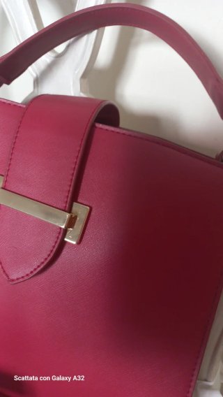 Borsa Ystrdy rosso sangue di bue manico/tracolla