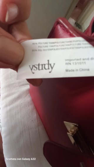 Borsa Ystrdy rosso sangue di bue manico/tracolla
