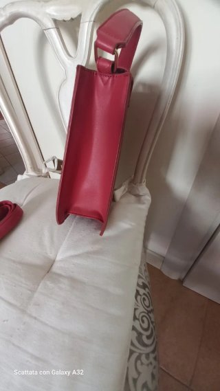 Borsa Ystrdy rosso sangue di bue manico/tracolla