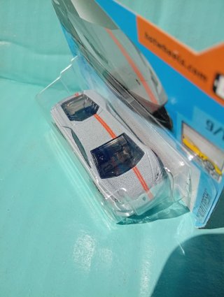 Hot Wheels Lamborghini Huracan 9/10