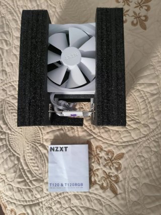 Refrigerador CPU NZXT T120 RGB
