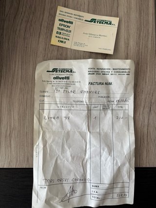 Máquina de escribir Olivetti Linea 98