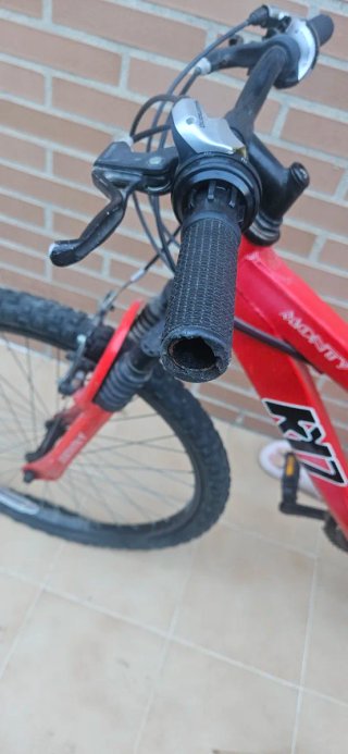 Bici Monty Modelo KY7 Roja