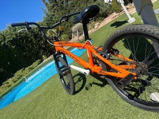 Bicicleta BMX Monty 130 Freestyle 20”