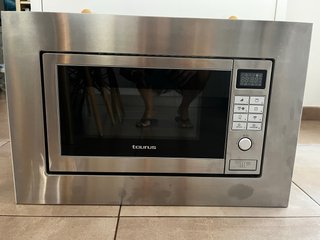 Microondas Taurus para piezas