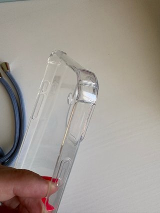 Funda iPhone 16 Pls con cordón
