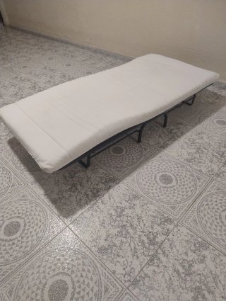 Cama Plegable 90/190 con colchón. Metal y Madera