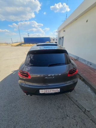 Porsche Macan 2016