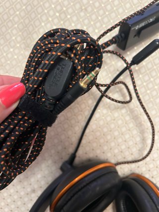 Auriculares Call of Duty Negros y Naranjas