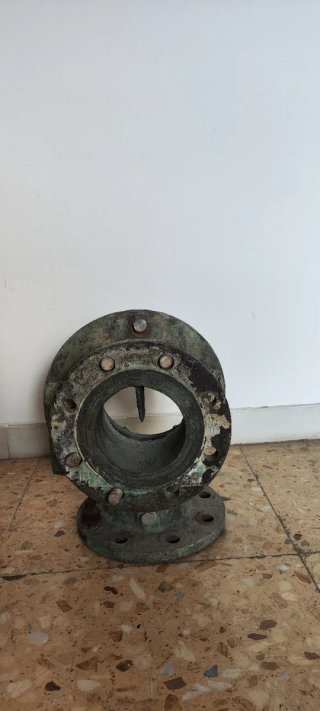Centrífuga de cobre y bronce para agua salada